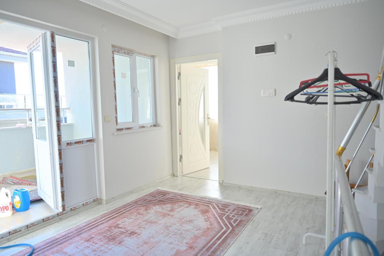 Ahmet Teacher Hotel,6 Minutes From The Airport Arnavutkoy Luaran gambar