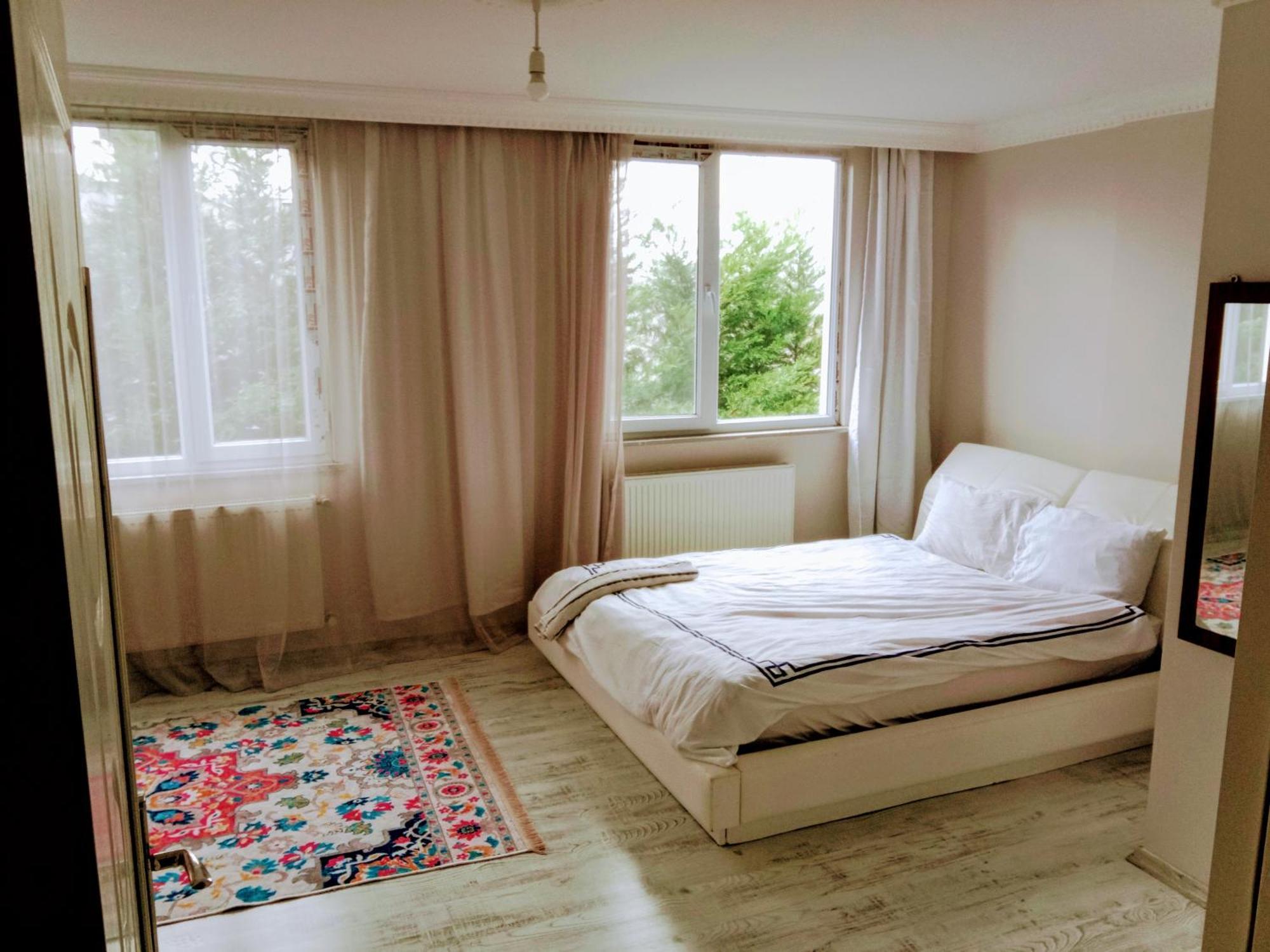 Ahmet Teacher Hotel,6 Minutes From The Airport Arnavutkoy Luaran gambar