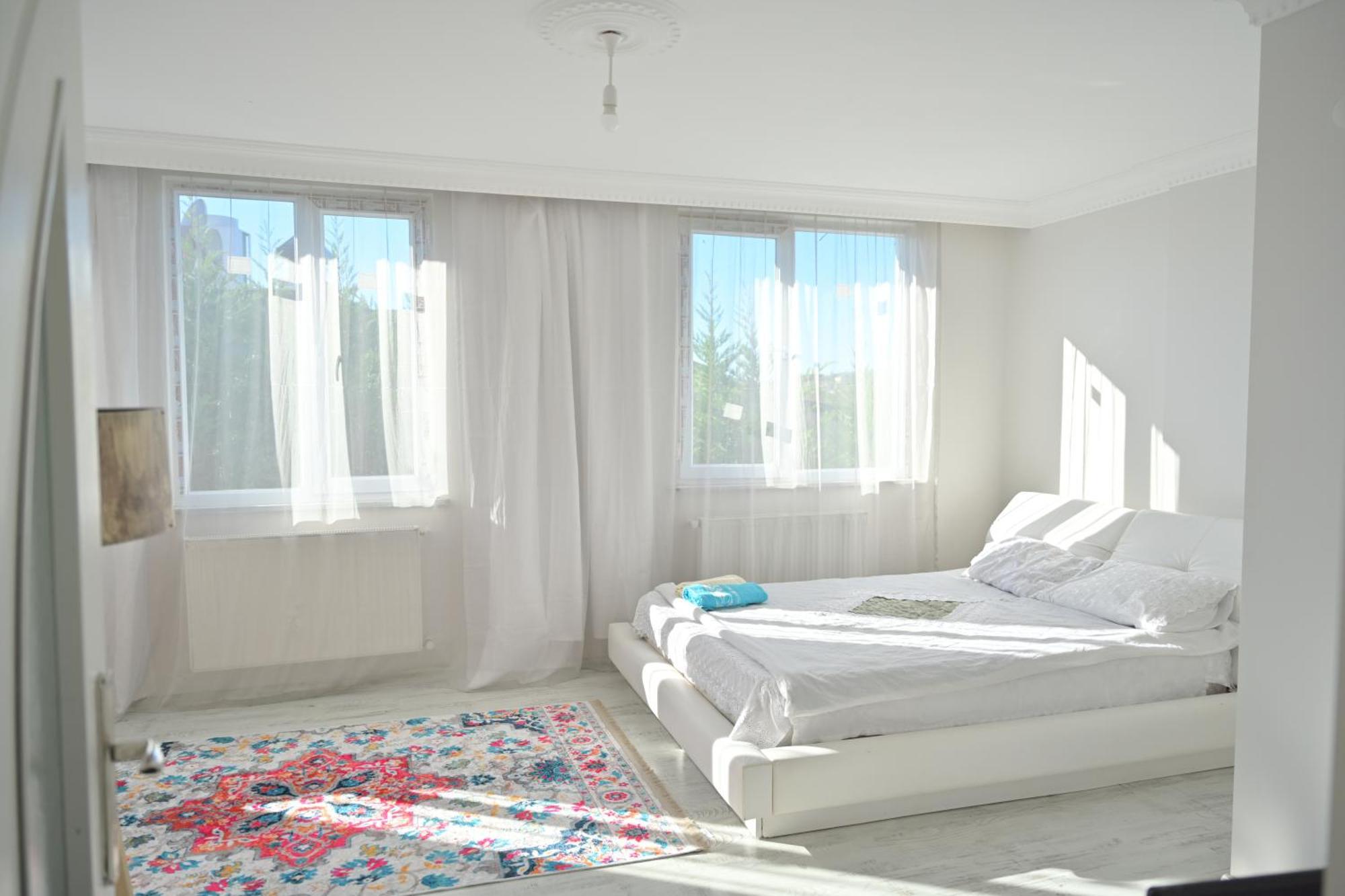 Ahmet Teacher Hotel,6 Minutes From The Airport Arnavutkoy Luaran gambar